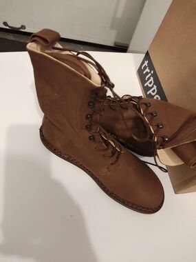 Trippen Brown Leather Lace-Up Combat Boots for Women